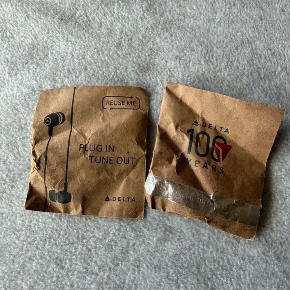 2 packs of delta earbuds unused